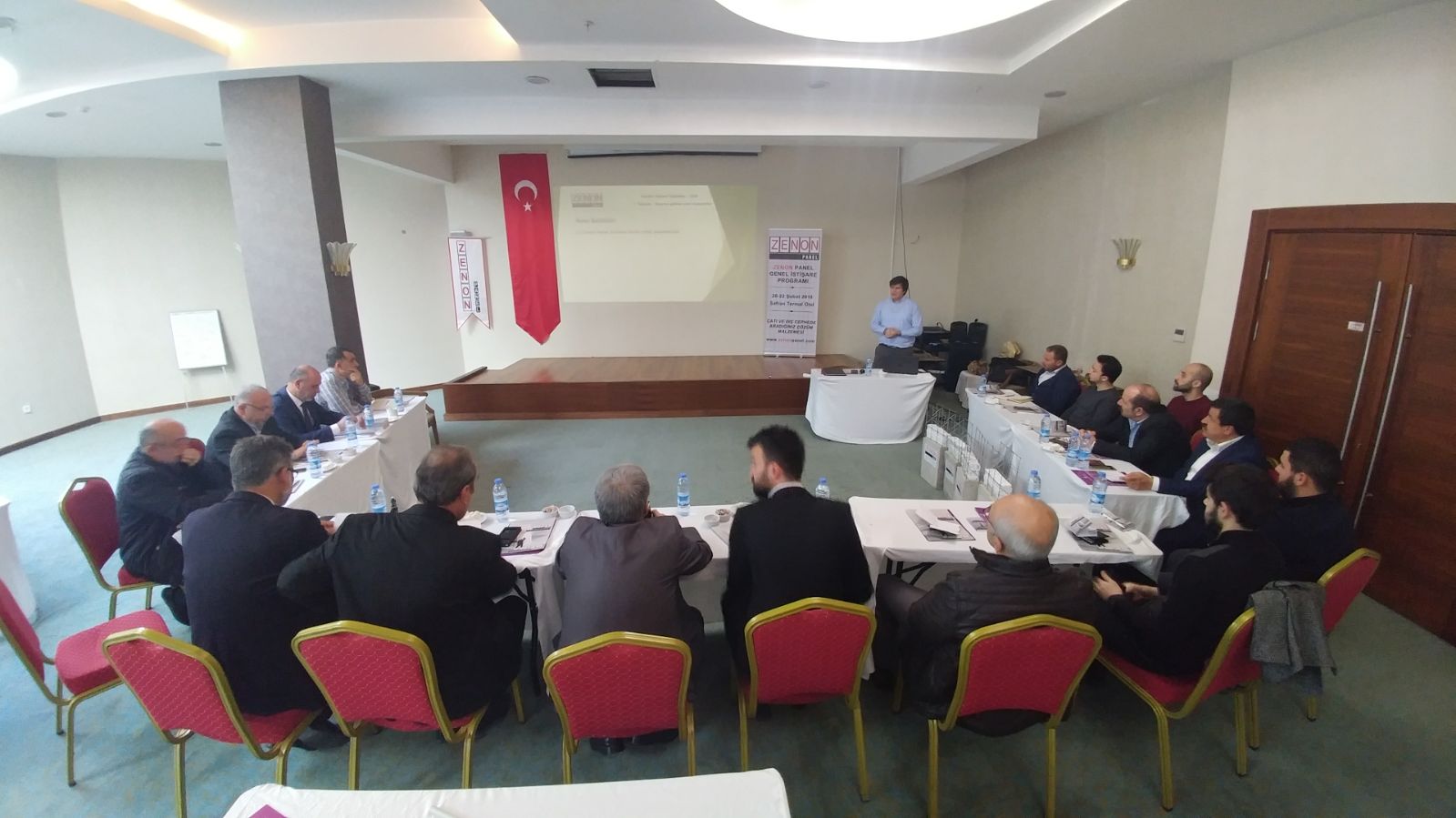 Basında biz - Zenon Panel